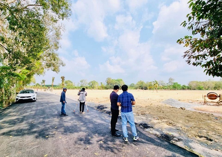 Đất nền vùng ven